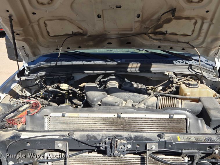 image for item DY1249 2009 Ford F350 Super Duty XL flatbed pickup truck