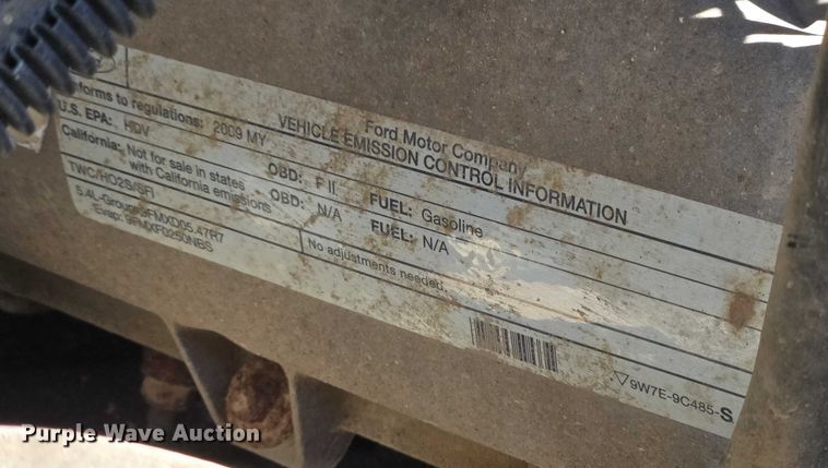 image for item DY1249 2009 Ford F350 Super Duty XL flatbed pickup truck