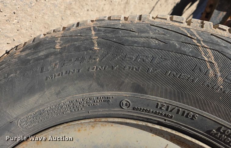 image for item DY1249 2009 Ford F350 Super Duty XL flatbed pickup truck