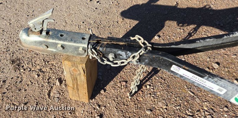 image for item DY1252 DR Chipper C18-CHP wood chipper