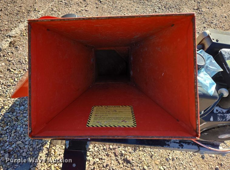 image for item DY1252 DR Chipper C18-CHP wood chipper