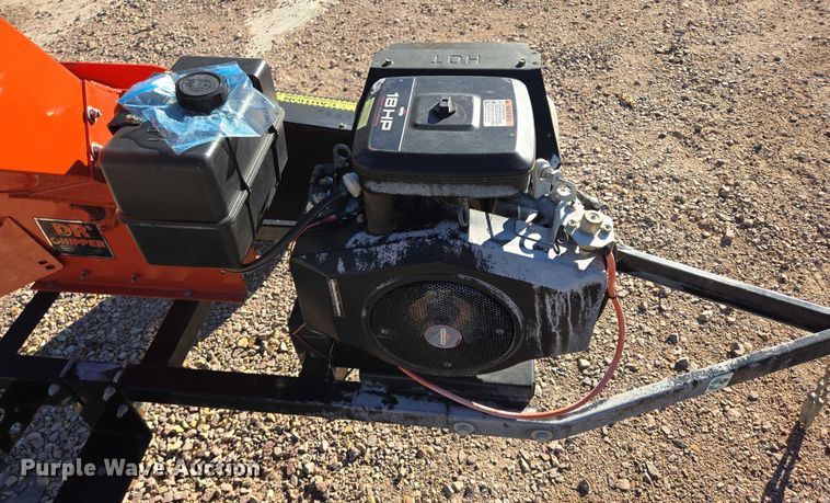 image for item DY1252 DR Chipper C18-CHP wood chipper