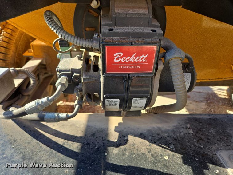 image for item DY1254 2016 Stratos Asphalt Distributors DMT-400 asphalt distributor trailer