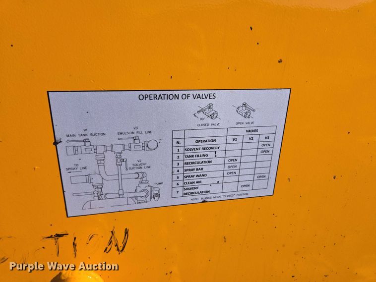 image for item DY1254 2016 Stratos Asphalt Distributors DMT-400 asphalt distributor trailer