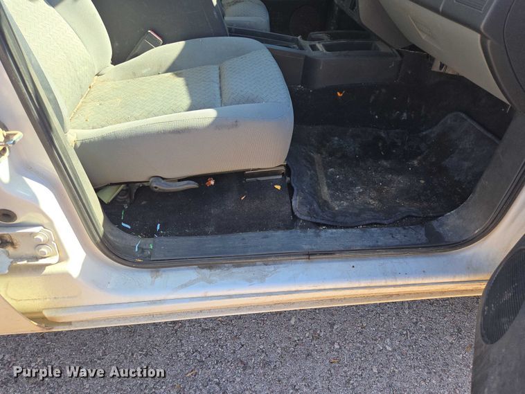 image for item DY1267 2008 Dodge Dakota Crew Cab pickup truck