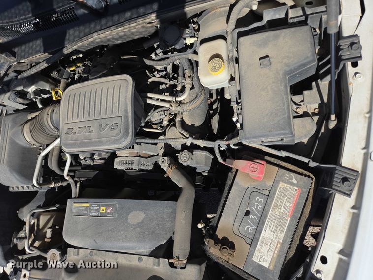 image for item DY1267 2008 Dodge Dakota Crew Cab pickup truck