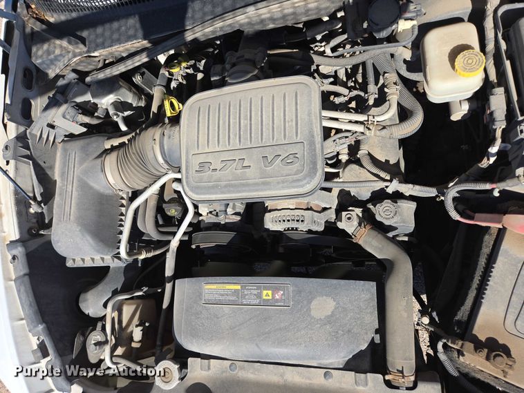 image for item DY1267 2008 Dodge Dakota Crew Cab pickup truck