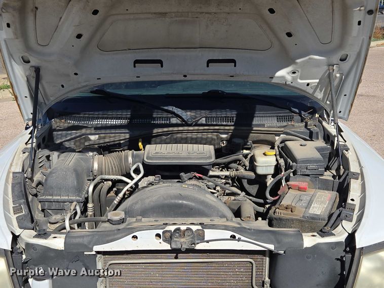 image for item DY1267 2008 Dodge Dakota Crew Cab pickup truck