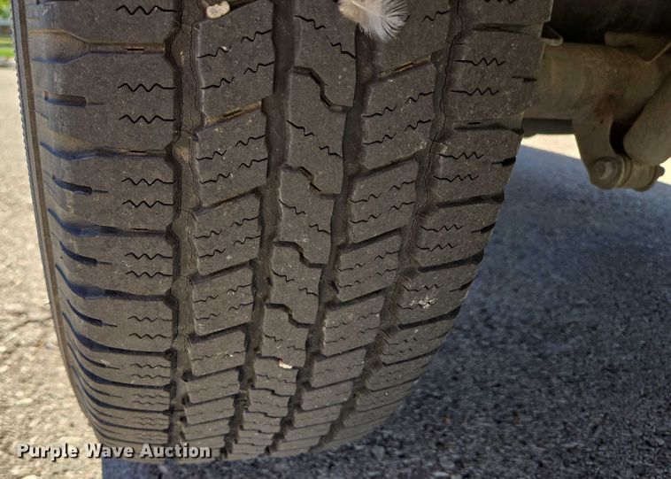 image for item DY1267 2008 Dodge Dakota Crew Cab pickup truck