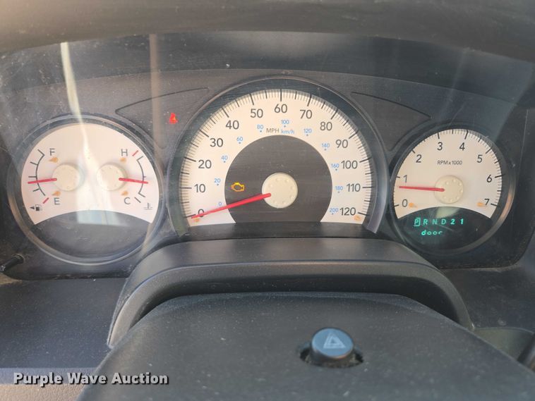 image for item DY1268 2008 Dodge Dakota Crew Cab pickup truck