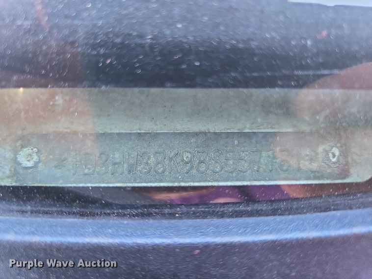 image for item DY1268 2008 Dodge Dakota Crew Cab pickup truck