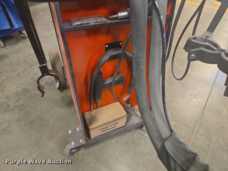 image for item DY1274 2016 AIM C-1000 welder