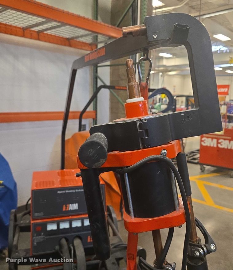 image for item DY1274 2016 AIM C-1000 welder