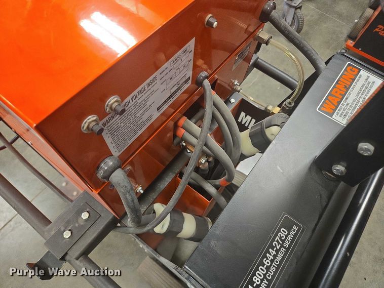 image for item DY1275 2016 AIM C-1000 welder