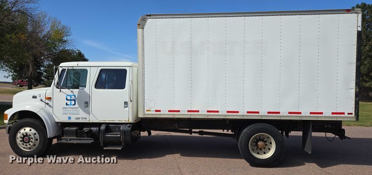 image for item DY1279 1997 International 4700 Crew Cab box truck