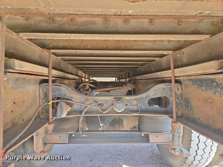 image for item DY1279 1997 International 4700 Crew Cab box truck