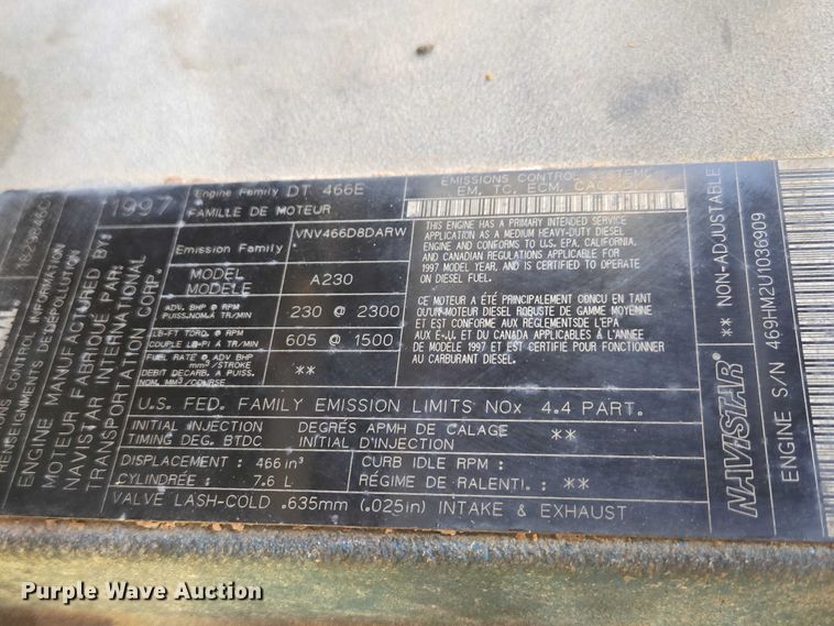 image for item DY1279 1997 International 4700 Crew Cab box truck