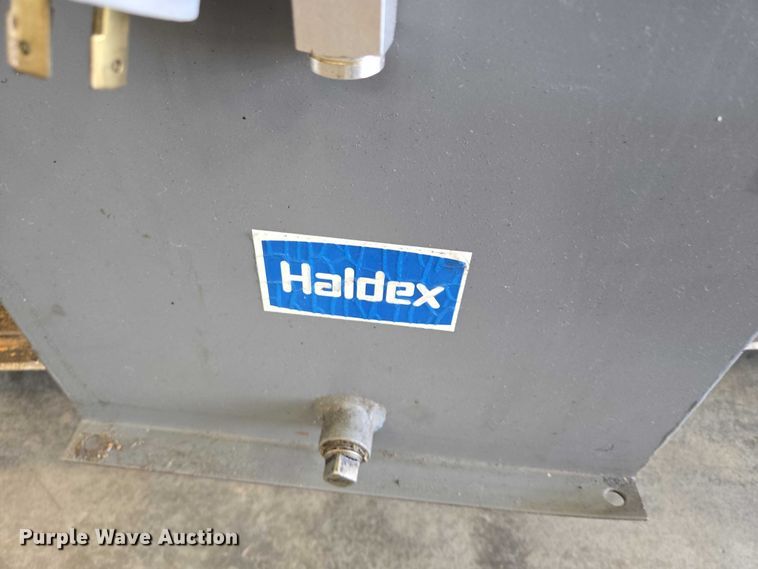 image for item DY1282 (3) Haldex hydraulic tanks