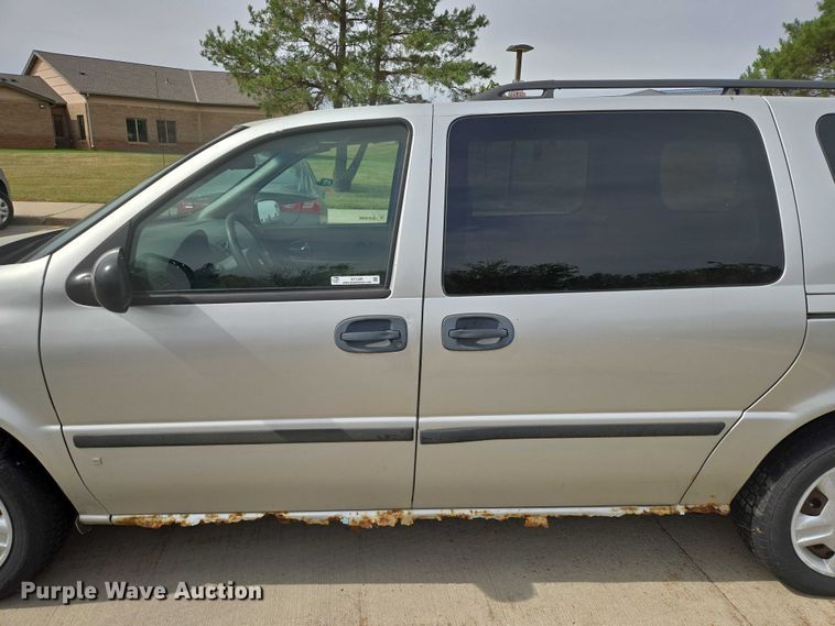 image for item DY1295 2007 Chevrolet Uplander van