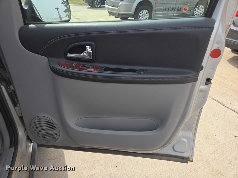 image for item DY1295 2007 Chevrolet Uplander van