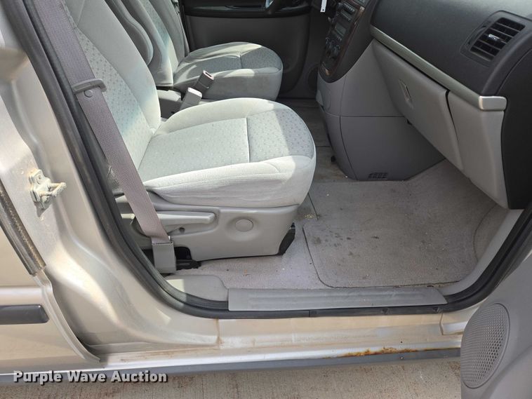 image for item DY1295 2007 Chevrolet Uplander van