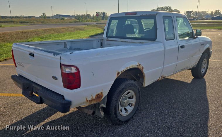 image for item DY1297 2003 Ford Ranger SuperCab pickup truck