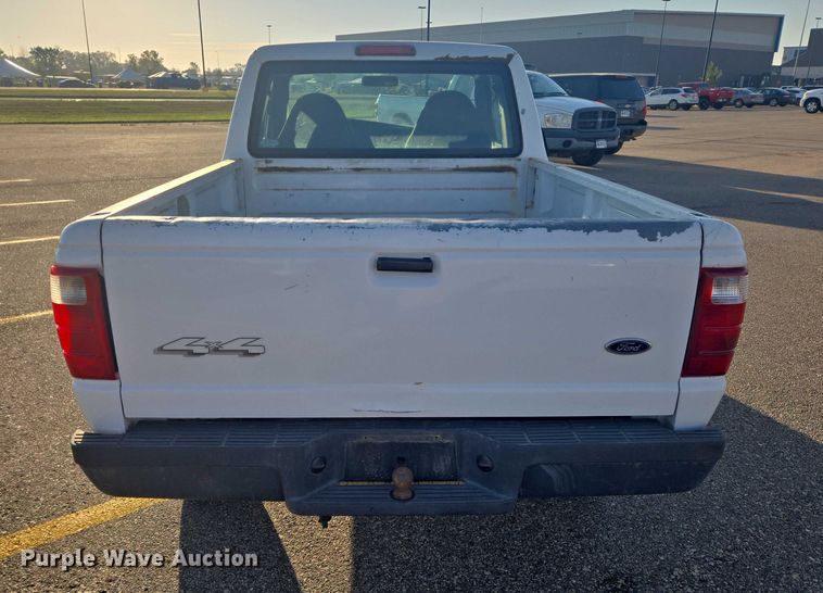 image for item DY1297 2003 Ford Ranger SuperCab pickup truck