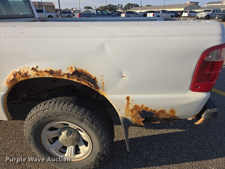 image for item DY1297 2003 Ford Ranger SuperCab pickup truck
