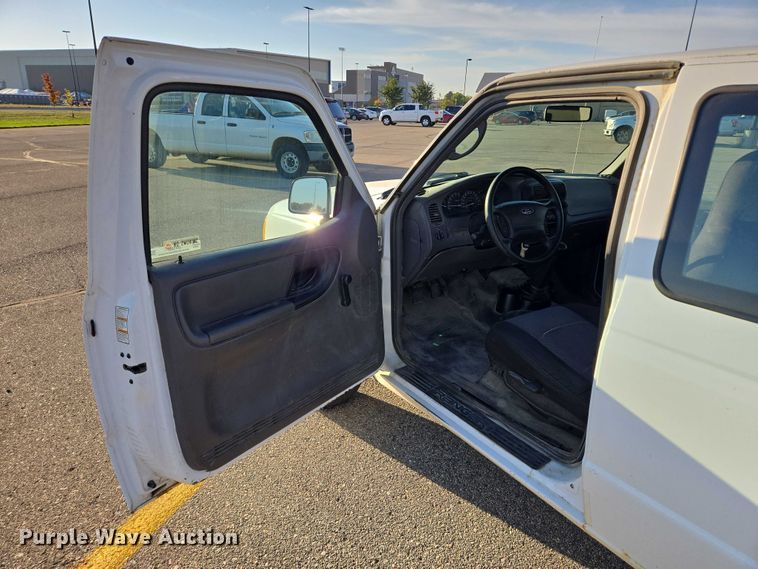 image for item DY1297 2003 Ford Ranger SuperCab pickup truck