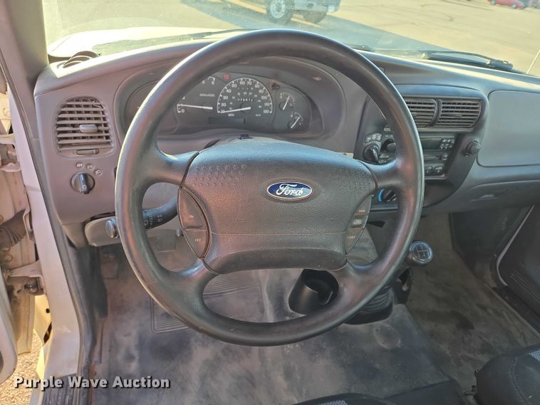 image for item DY1297 2003 Ford Ranger SuperCab pickup truck