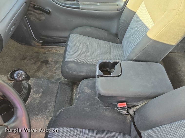 image for item DY1297 2003 Ford Ranger SuperCab pickup truck