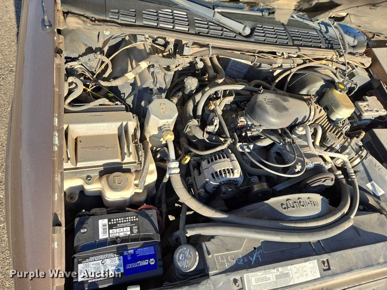 image for item DY1298 2003 Chevrolet S10 Ext. Cab pickup truck