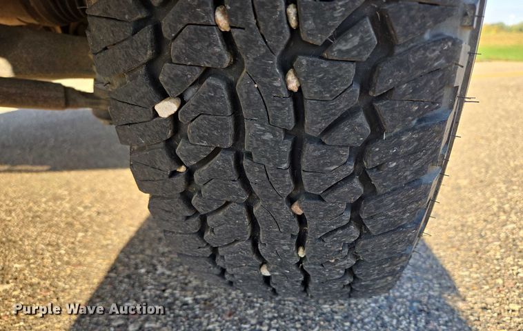 image for item DY1298 2003 Chevrolet S10 Ext. Cab pickup truck