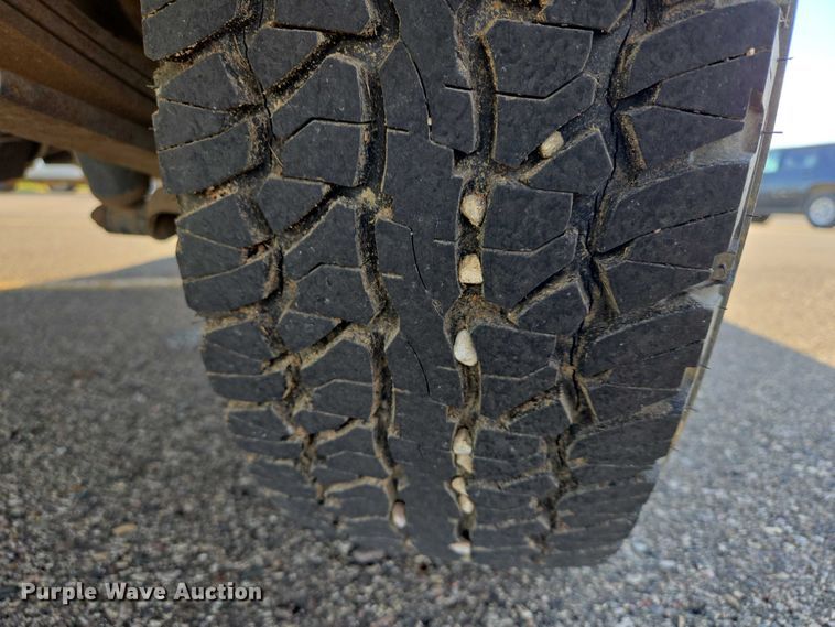 image for item DY1298 2003 Chevrolet S10 Ext. Cab pickup truck