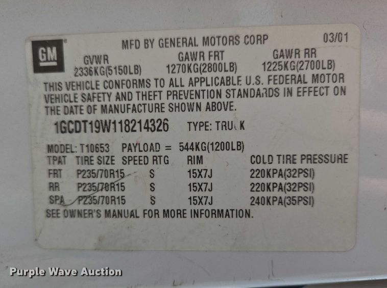 image for item DY1299 2001 Chevrolet S10 Ext. Cab pickup truck