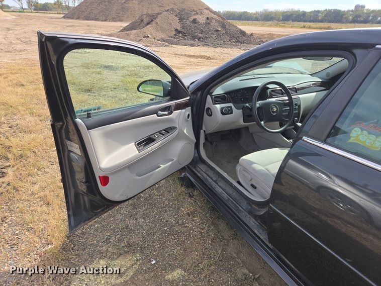 image for item DY1301 2015 Chevrolet Impala Limited 