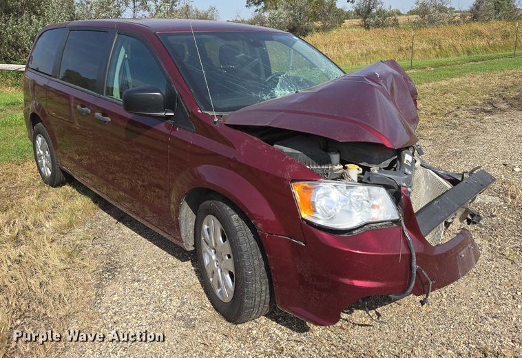 image for item DY1302 2020 Dodge Grand Caravan van
