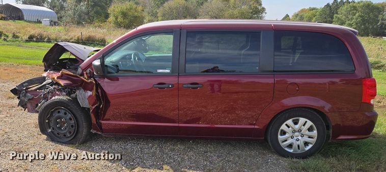 image for item DY1302 2020 Dodge Grand Caravan van