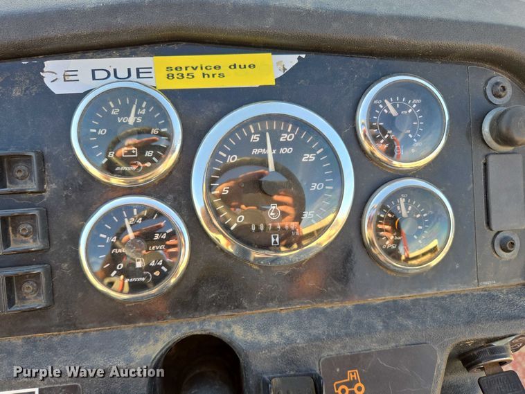 image for item DY1318 2010 Ditch Witch RT80 trencher