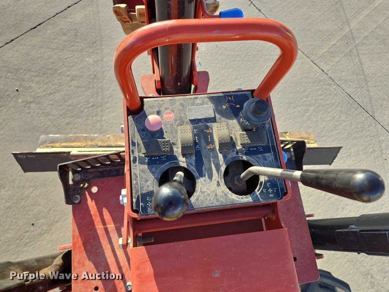 image for item DY1318 2010 Ditch Witch RT80 trencher
