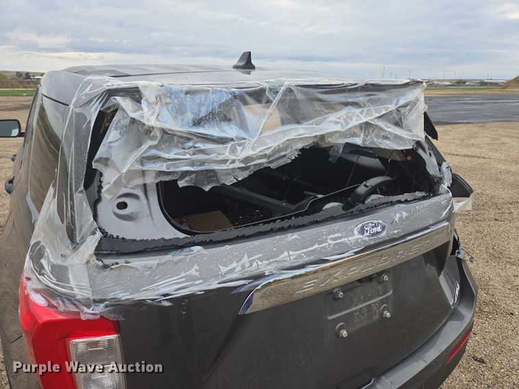 image for item DY1323 2021 Ford Explorer SUV