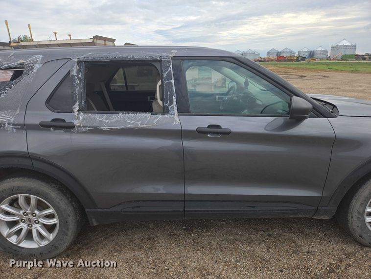 image for item DY1323 2021 Ford Explorer SUV