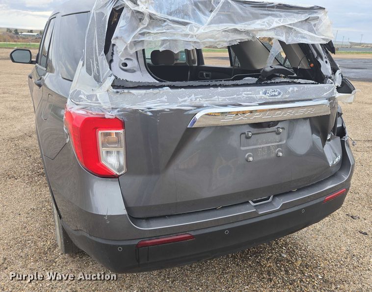 image for item DY1323 2021 Ford Explorer SUV