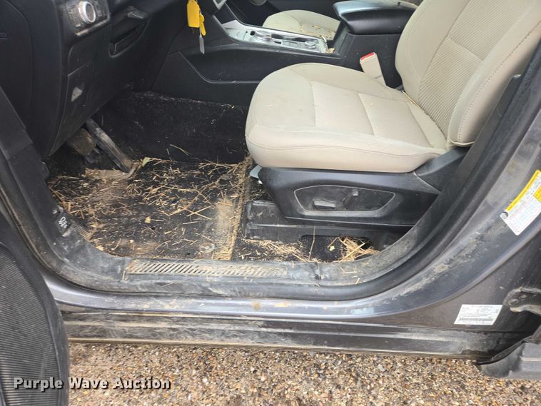 image for item DY1323 2021 Ford Explorer SUV