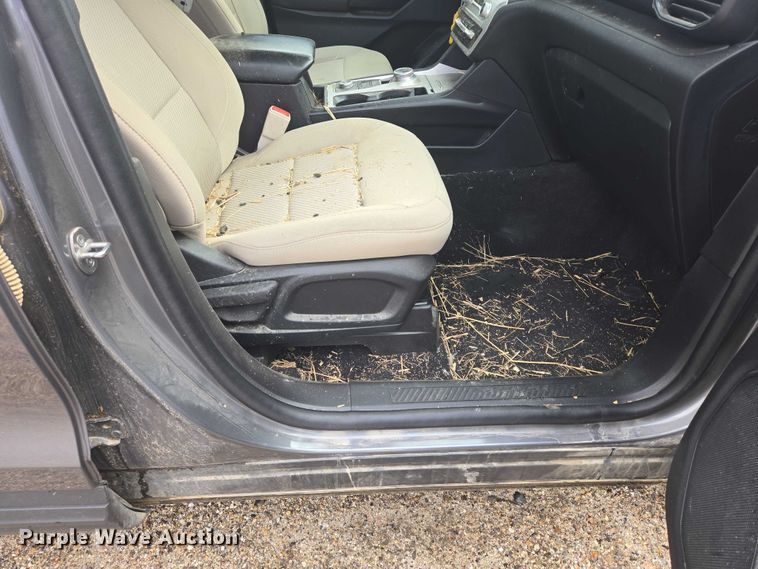 image for item DY1323 2021 Ford Explorer SUV