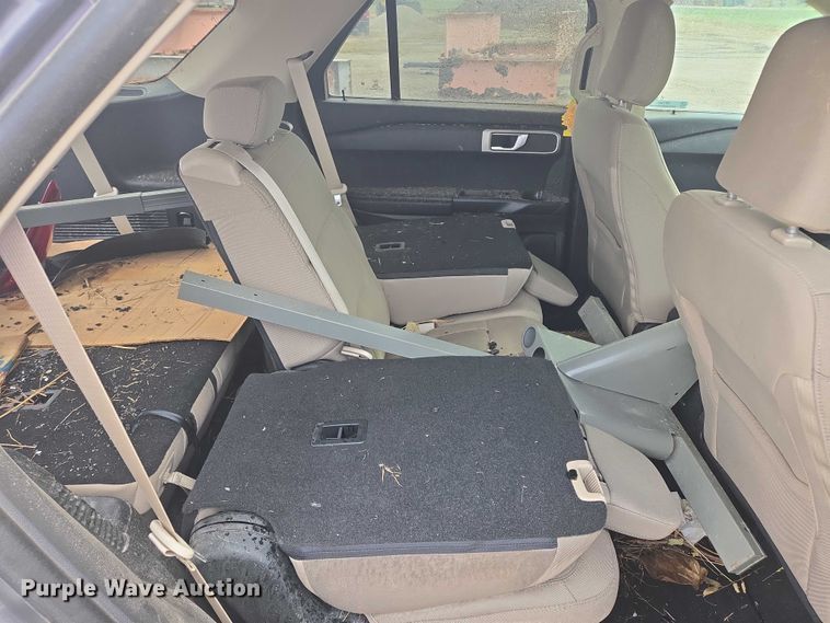 image for item DY1323 2021 Ford Explorer SUV