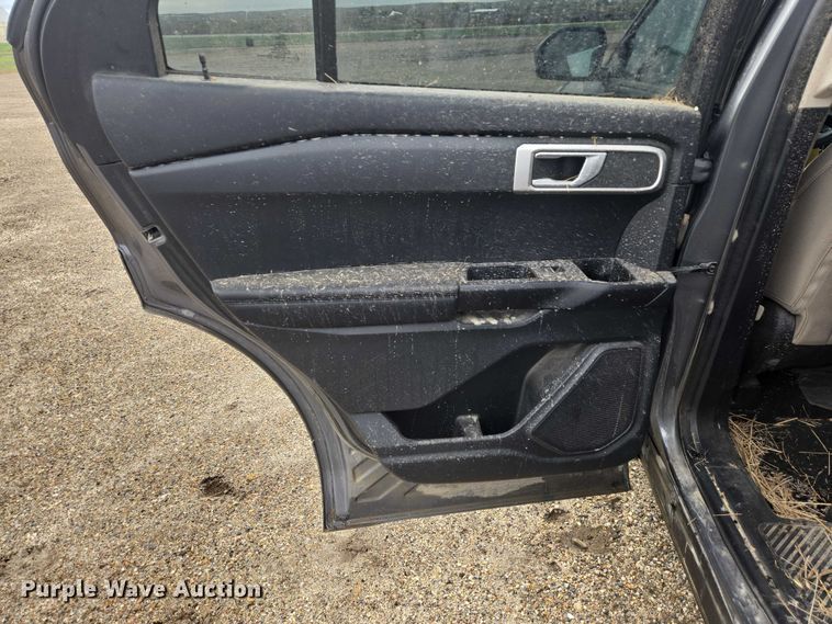 image for item DY1323 2021 Ford Explorer SUV