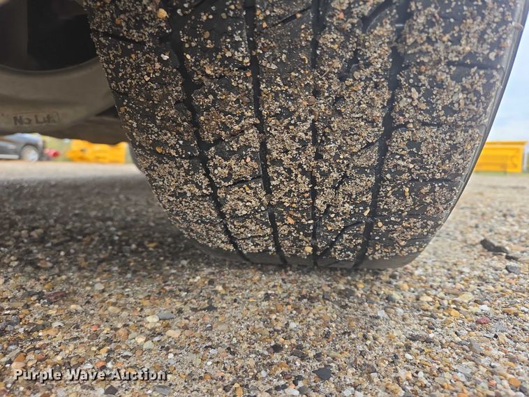 image for item DY1323 2021 Ford Explorer SUV