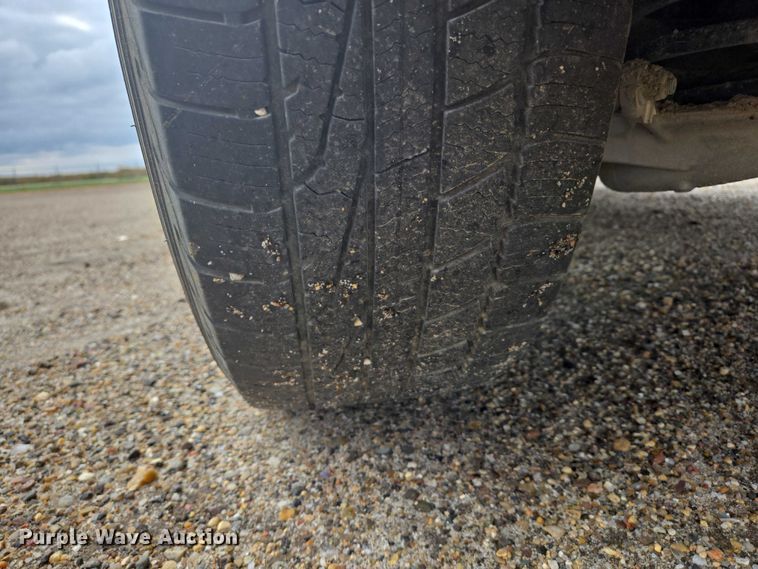 image for item DY1323 2021 Ford Explorer SUV