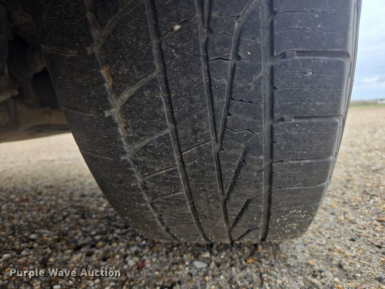 image for item DY1323 2021 Ford Explorer SUV